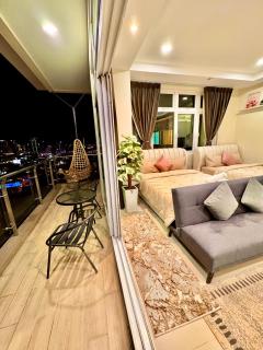 Kuching 4Pax Riverine High Floor Resort Stay Kuching Waterfront View from Balcony - Kuching - 5