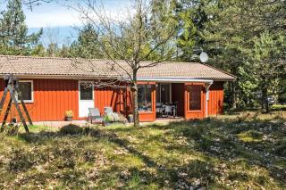 1458-Aakirkeby-Fyrreskoven-38 - 0