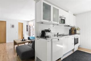 1458-Aakirkeby-Fyrreskoven-38 - 2