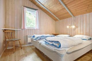 1412-Aakirkeby-Boesparken-12 - 3