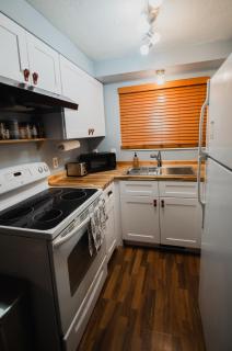 Bright and Peaceful Apt in Midvale - 2