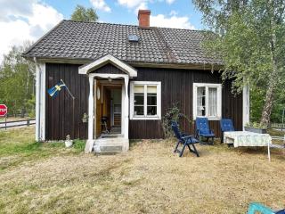 5 person holiday home in LINNERYD KRONOBERGS LÄN - Linneryd - 9