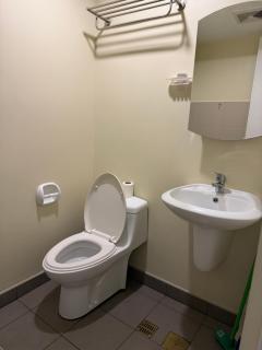 MinimaLuxe by Go2Stays Condotels - 1