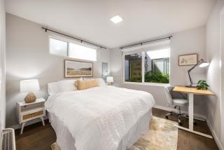 Eco-Friendly 3BR Retreat UW & Hospital - 4