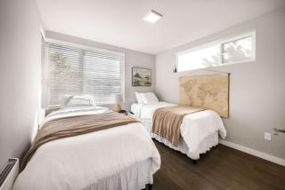 Eco-Friendly 3BR Retreat UW & Hospital - 1