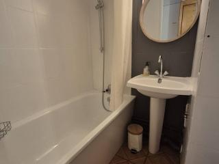 Studio calme avec parking au centre de Cauterets - FR-1-812-142 - 4