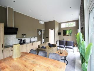 Cozy Veluwe Pondside Stay - 7