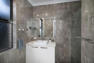 Modern house 2 story 4brs 3bath - 8