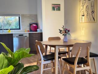 Colour Burst Townhouse - 9