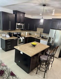 Luxe 3BR & 2BA Condo Near Airport & Shopping Mall - McAllen - 9
