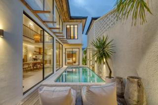 Casa Amadeo Villas Seminyak - 0