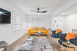 Stylish home by Emory TV in all 4 bedrooms - 5