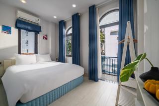 La Holly Home - 6