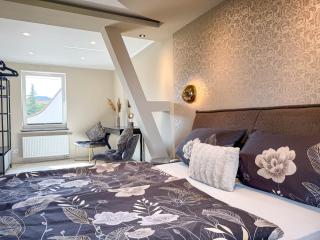 WILD&COZY Ferienhaus mit Garten, Terrasse & Garage - 9