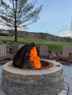 Cozy Studio Resort Stay Mountain Creek Pool Hiking - 1