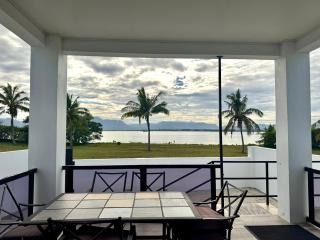 Holiday Homes Fiji Waterfront Apartment 1 - 3