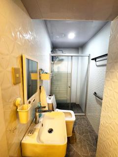 Beachfront Staycation-The Residence - - 4