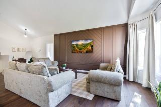 Spacious 4Bdrm Home | Patio, BBQ, Walk to Lake - 4