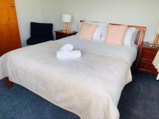5 bedrooms, your getaway starts here - 2