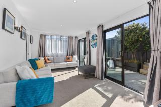 Sunnyside Spa Retreat - Mangawhai Holiday Home - 7
