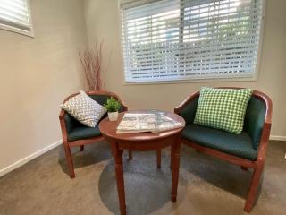New Farm Home - Relaxing Private City Retreat - Sleeps 6 - 5