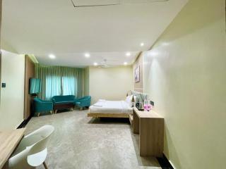 SEA VIEW & ROOFTOP SWIMMING POOL - LUXURY HOTEL OV RESORT ! PURi - Puri - 6