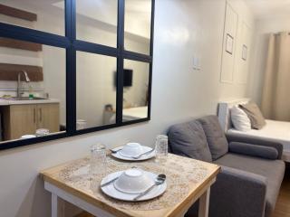 Studio Unit at Pine Suites Tagaytay - Tagaytay - 6