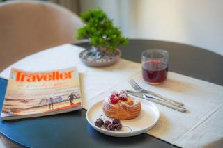 LIV by Yamama - KAFD - 1