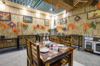 Sarla Hotel Inn - Opp Barclays 62 - 5