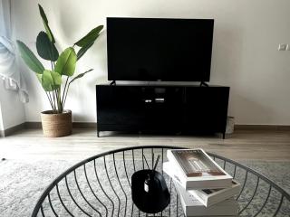 Yas Island 1BR Walk to F1, Ferrari & SeaWorld - Abu Dhabi - 9