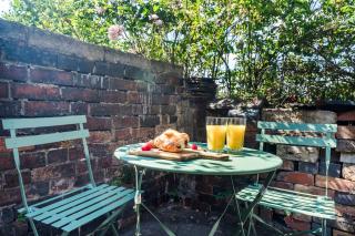 Stylish 2 bedroom house - Perfect for work guests - Stoke on Trent - 7