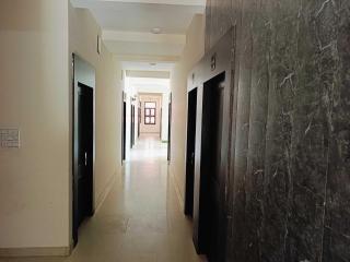SPOT ON Hotel Mezbaani - 6
