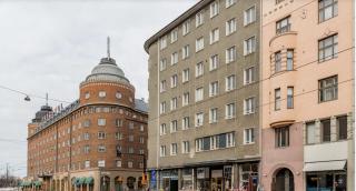 Stylish and spacious 85m2 Hakaniemi Apartment with Market Hall View Next to Metro - 5