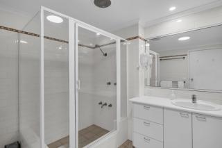Tuscany Apartments 2 - 5