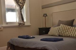 Royal Gatton Hotel - 1