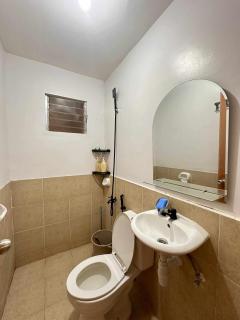 Maria Staycation House - 8