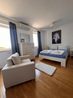 Sea View Apartment - 5