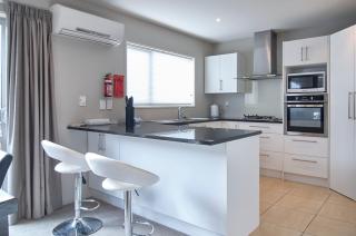 Regents 94B - Christchurch Holiday Homes - Christchurch - 4
