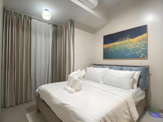 Playful 1BR With Magnificant Bayview Garden View Near Okada Solaire Aiports with Free Parking - 3