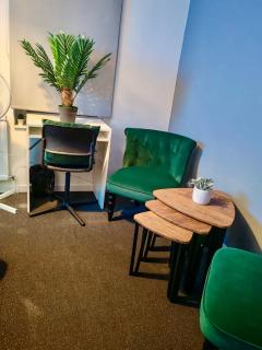 The Randolph Central Milton Keynes 3BR Apartment Free Parking Long Stays - 7