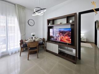 Stylish 1BR with Dining, Balcony Kitchen Al Reef - Abu Dhabi - 7