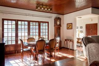 Charming 3 Bedroom House with BBQ and Terrace - 7