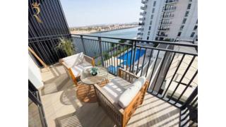 Waterfront Bliss 1BR-Radiant Luxe Escape - Abu Dhabi - 6