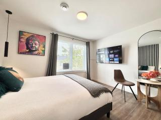 Levis Downtown New Studio 3 AC - 8