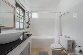 Naiharn Beach Holiday Villa, Rawai Phuket - 8