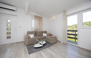 Gorgeous Apartment In Slime - 1