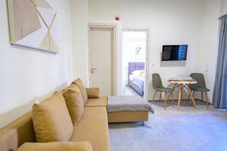 Evripos escape - Chalcis - 1
