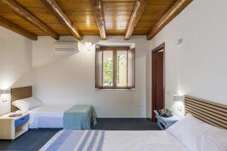 Casa Giacu Holiday Home - 1