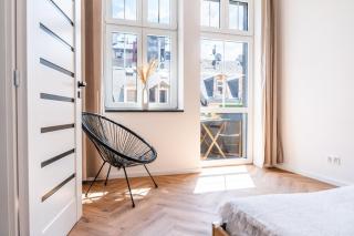 Vary Essence - Elegant Stay with Balcony - 6