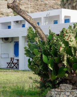 Lagada Beach Hotel - 1